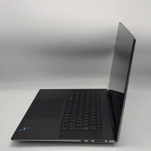 Dell Precision 5770 / i9-12900H / RTX A3000 12Go / 32Go DDR5 / 1To SSD / 17 4K Tactile