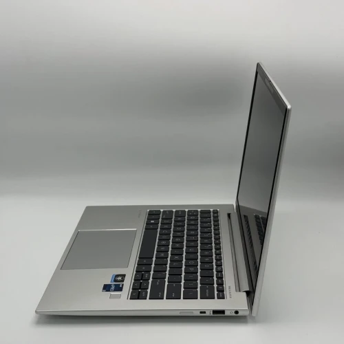 HP ELITEBOOK 840 G9 / 12th I7-1265U / 32Go DDR5 / 512SSD / 14 FHD+
