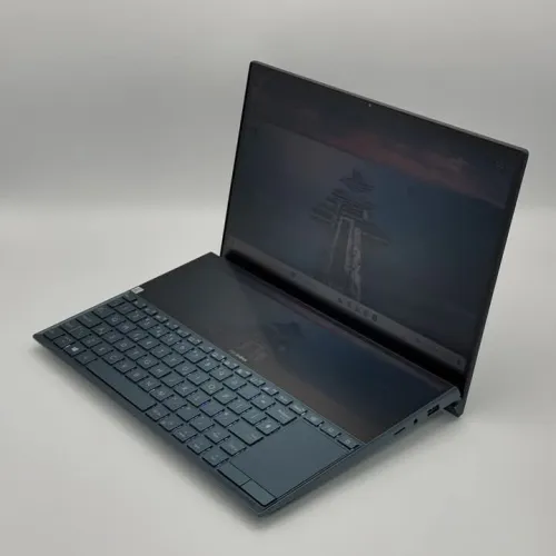 ASUS ZenBook DUO 14 Tactile / 10th I7-10510U / 16Go DDR4 / 512SSD / NVIDIA MX 250 / Double Écran 