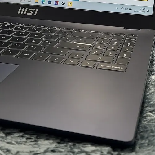 Msi Modern 15 B12M /12th i5-1235U / 8Go DDR4 / 512 Go SSD /15,6" FHD