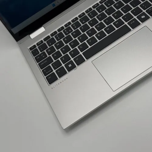 HP ELITEBOOK 830 X360 G11 / ULTRA 5 135U / 32Go DDR5 / 512SSD / 13.3 FHD+