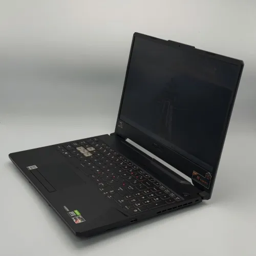 ASUS TUF F15 / Ryzen 7 4800H / RTX 2060 / 16 Go DDR4 / 144Hz
