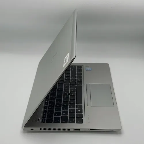 HP ELITEBOOK 840 G5 / i5-8250U / 8Go DDR4 / 256Go SSD M.2