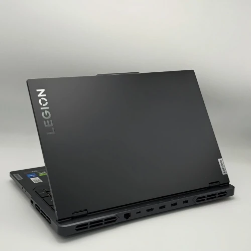 LENOVO LEGION 5 PRO / 14th I7-14650Hx / NVIDIA RTX 4060 8Go / 32Go DDR5 / 1To SSD / 16 QHD 240Hz