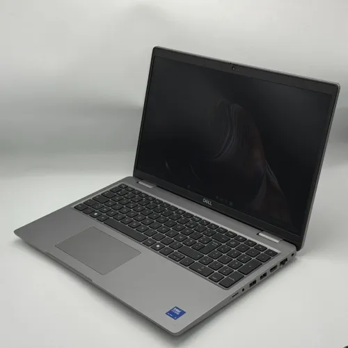 Dell Latitude 3540 / i5-1335U / 8 Go / 256 Go SSD NVMe / 15.6 FHD