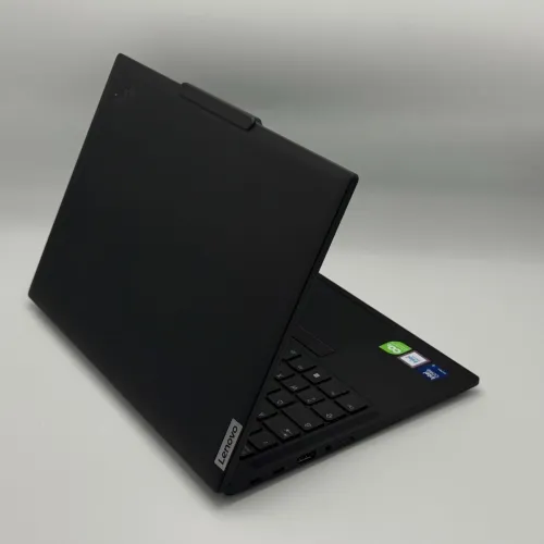 Lenovo ThinkPad T14s Gen 5 / Ultra 5 125U / 16 Go LPDDR5X / 512 Go SSD / 14 WUXGA