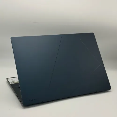 ASUS ZENBOOK 14 OLED Tactile / 12th I7-1260P / 16Go DDR5 / 512 SSD / 14 2.8K 90Hz
