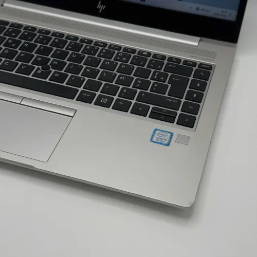 HP ELITEBOOK 840 G5 / i5-8250U / 8Go DDR4 / 256Go SSD M.2