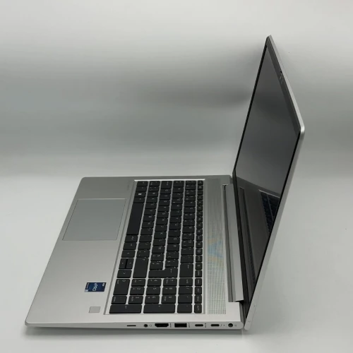 HP ELITEBOOK 650 G10 / 13th I5-1335U / 16Go DDR4 / 256SSD / 15.6 FHD