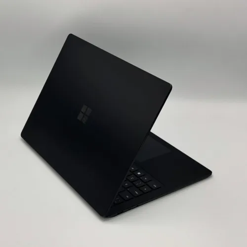 SURFACE LAPTOP 5 Tactile / 12th i5-1245U / 16Go DDR5X / 256SSD / 13.4 2K Tactile