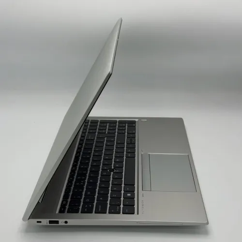 HP EliteBook 855 G8 Tactile / Ryzen 5 Pro 5650U / 16 Go DDR4 / 15.6 FHD