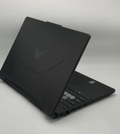 ASUS TUF GAMING F15 / i7-11800H / RTX 3060 / 16Go RAM / 512Go SSD