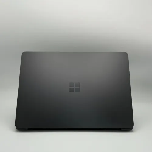 MICROSOFT SURFACE LAPTOP 7 / SnapDragon X Elite / 16Go DDR5X / 1To SSD / 13.4 QHD HDR Tactile
