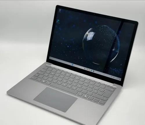 SURFACE LAPTOP 6 For Business / ULTRA 5 135H / 16Go DDR5X / 256Go SSD / 13.4 QHD