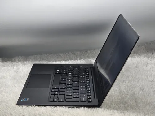 DELL XPS 13 9305 / 11th i7-1165G7 / 16Go DDR4 / 512GO SSD / 13.3" FHD