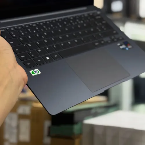 SAMSUNG GALAXYBOOK 3 PRO / 13th I5-1340P / 8Go DDR5 / 256SSD / 14 3K AMOLED