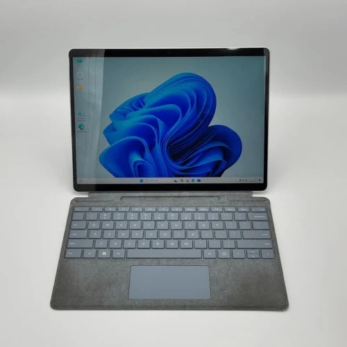 MICROSOFT SURFACE PRO 8 Détachable / 11th I7-1185G7 / 16GO LPDDR4X / 1To SSD / 13.4 3K