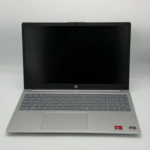 HP Laptop 15-fc0005sf / Ryzen 5 7520U / 8Go / 512Go SSD / 15.6 FHD