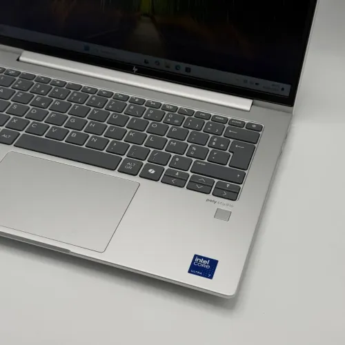 HP EliteBook 640 G11 Ultra / Ultra 7 155U / 16 Go DDR5 / 256 Go SSD NVMe / 14 FHD+ Tactile