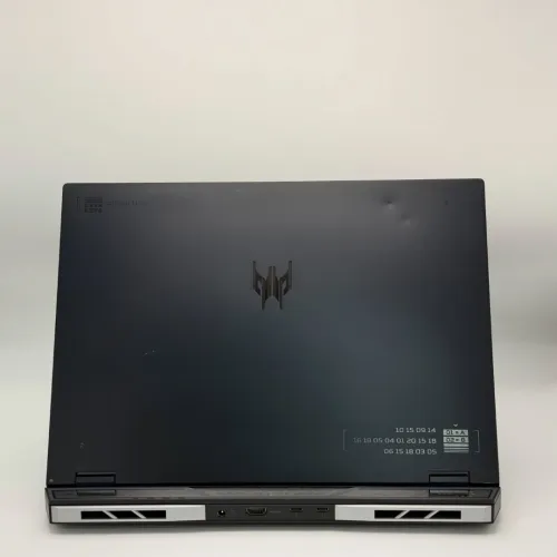 Acer Predator Helios Neo 16 / i9-14900HX / 16 Go DDR5 / 1 To SSD / RTX 4060 / 240Hz
