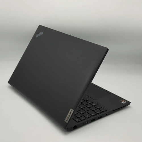 Lenovo ThinkPad L15 Gen 4 / Ryzen 5 Pro 7530U / 16 Go DDR4 / 15.6 FHD