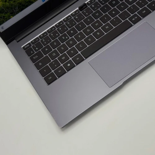Huawei MateBook 14 (NBLK-WAX9X) / Ryzen 7 3700U / 8 Go / 512 Go SSD / 14 FHD