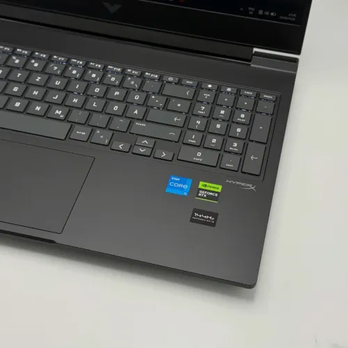 HP Victus 16 Gaming / i5-14450HX / RTX 4050 / 16 Go DDR5 / 144Hz