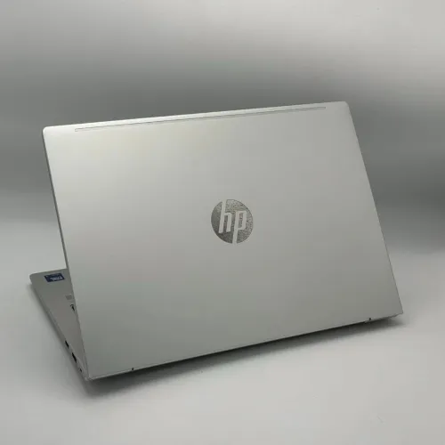 HP ProBook 440 G11 / Ultra 5 125U / 8 Go DDR5 / 256 Go SSD / 14 FHD