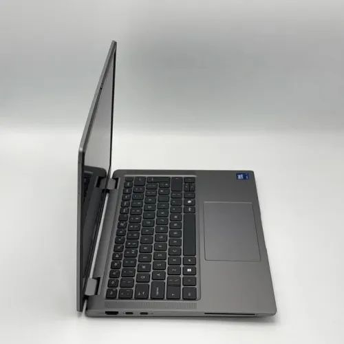 DELL LATITUDE 7350 / ULTRA 7 165U / 16Go DDR5 / 256SSD / 13,3 FHD+