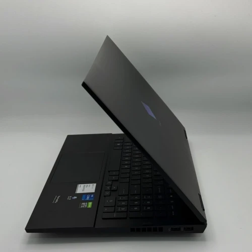 HP OMEN 16 / i7-12700H / 16 Go DDR5 / RTX 3060 / 144Hz