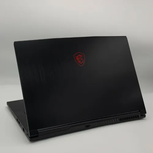 MSI THIN GF63 / 12th I5-12450H / 16Go DDR4 / 512SSD / NVIDIA RTX 4050 6Go / 15.6FHD 144Hz