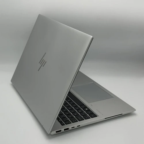 HP ELITEBOOK 860 G10 / 13th I7-1335U / 16GO DDR5 / 512SSD / 16  FHD+ 