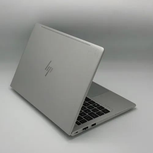 HP ELITEBOOK 640 G10 / i7-1355U / 32Go DDR4 / 512Go SSD NVMe