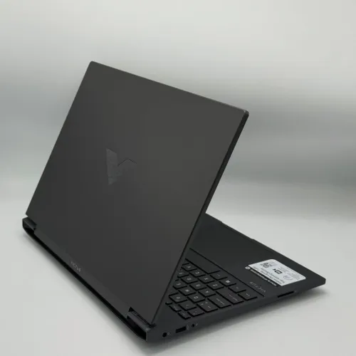 HP Victus Gaming 15-fb2063dx / Ryzen 5 7535HS / RX 6550M / 8Go DDR5 / 512Go SSD / 15.6 FHD 144Hz