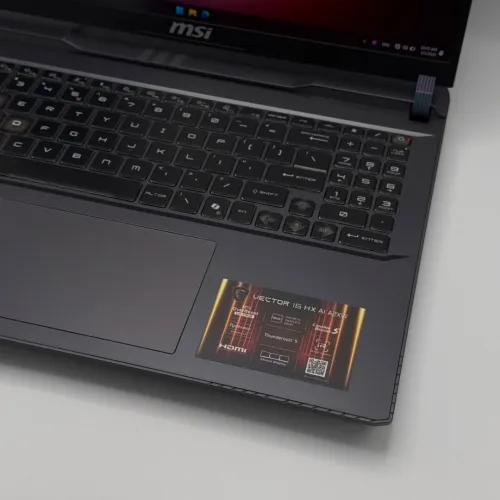MSI Vector 16 HX AI - ULTRA 9 275Hx - RTX 5080 16Go GDDR7