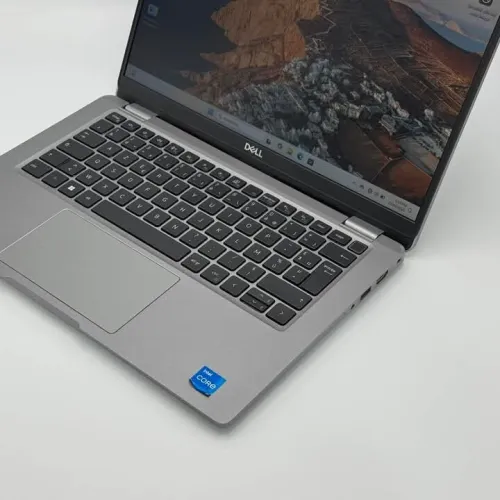 DELL LATITUDE 5330 / 12th I5-1235U / 16Go DDR4 / 256SSD / 13.3 FHD