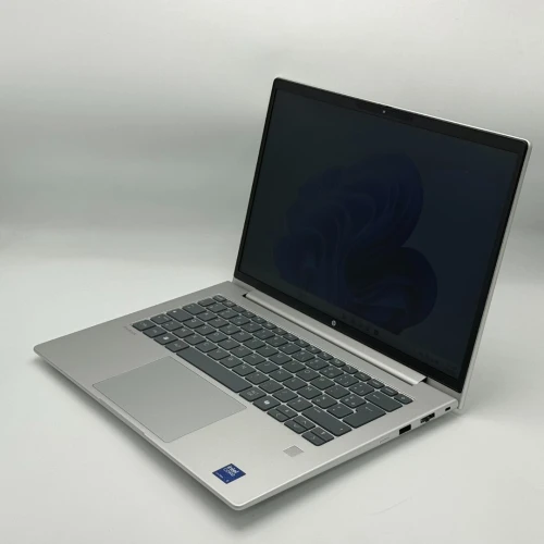 HP ProBook 4 G1i 14 / Ultra 5 225U / 16 Go DDR5 / 512 Go SSD / 14 FHD+