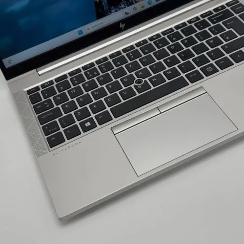 HP ELITEBOOK 840 G7 / 10th i7-10510U / 8GO DDR4 / 256GO SSD / 14 FHD IPS