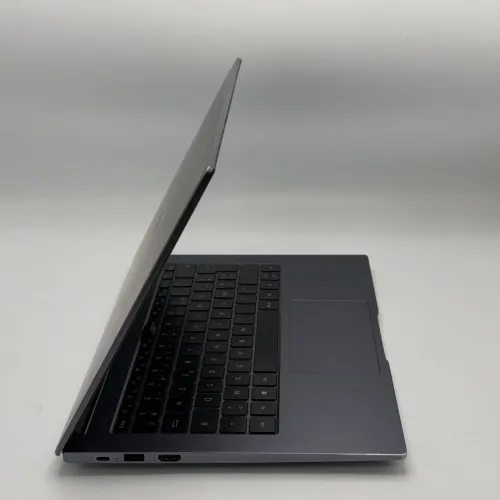 Huawei MateBook 14 (NBLK-WAX9X) / Ryzen 7 3700U / 8 Go / 512 Go SSD / 14 FHD
