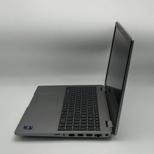 Dell Latitude 5540 / i5-1345U / 16Go DDR4 / 256Go SSD / 15.6 FHD Tactile