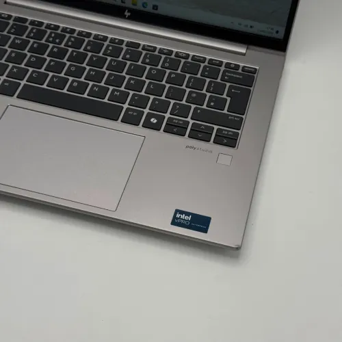 HP ZBook Firefly G11 / Core Ultra 7 165H / RTX A500 / 16 Go DDR5