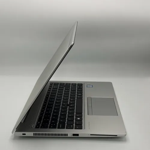HP ELITEBOOK 840 G5 / 8th I5-8365U / 16Go DDR4 / 512Go / 14 FHD 