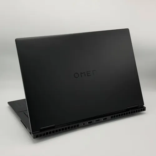 HP OMEN 16 / i9-13900HX / 16Go DDR5 / 1To SSD / RTX 4060 / 16 QHD 240Hz
