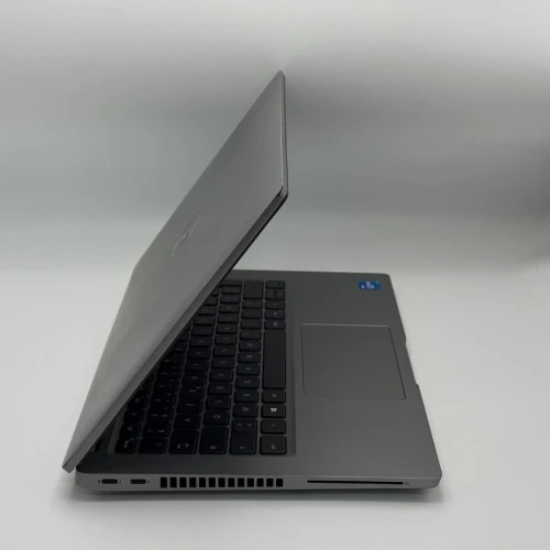 DELL LATITUDE 5420 / 11th i5-1145G7 / 16GO DDR4 / 256SSD / 14 FHD
