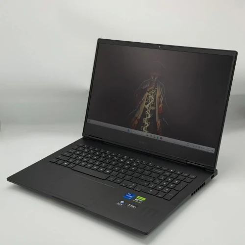 HP OMEN 16 / i7-14650HX / 16 Go DDR5 / RTX 4060 / QHD 240Hz