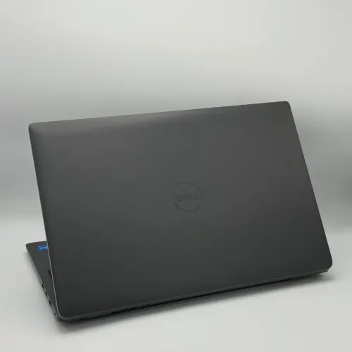 Dell Latitude 3540 / i5-1335U / 8 Go / 256 Go SSD NVMe / 15.6 FHD