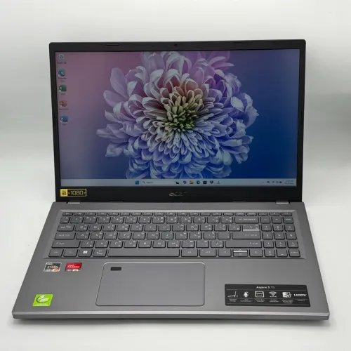 Acer Aspire 5 / Ryzen 7 7730U / 16 Go / 512 Go SSD / 15.6 FHD