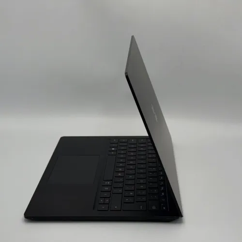 Microsoft Surface Laptop 5 / i7-1265U / 16 Go DDR5 / 256 Go SSD / 13.5 PixelSense Tactile