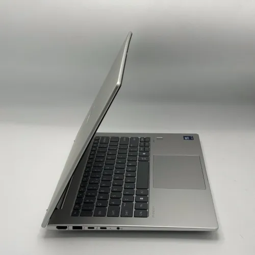 HP ProBook 440 G11 / Ultra 5 125U / 8 Go DDR5 / 256 Go SSD / 14 FHD