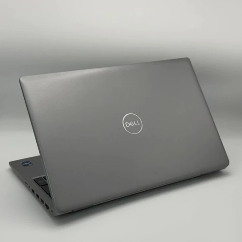 Dell Latitude 5540 / i5-1345U / 16Go DDR4 / 256Go SSD / 15.6 FHD Tactile